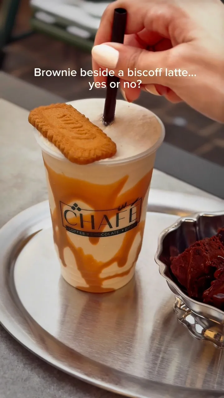 Iced Biscoff latte with caramel